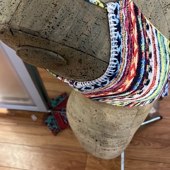 Ale Bikini - Picture 8 of 10